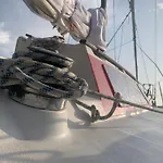 Botel Voilier A Porquerolles *