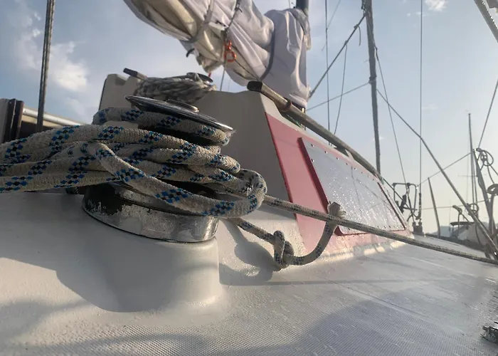 Botel Voilier A Porquerolles *